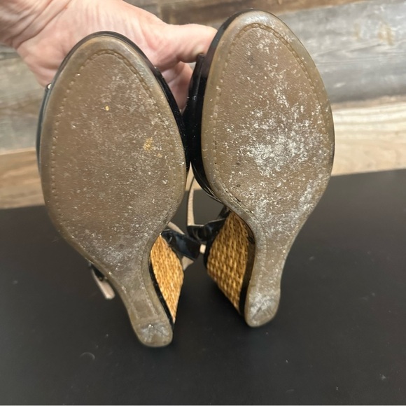 PRADA Womens Patent Leather Peep Toe Buckled Platform Sandals Black EU 40 Read - Picture 10 of 12